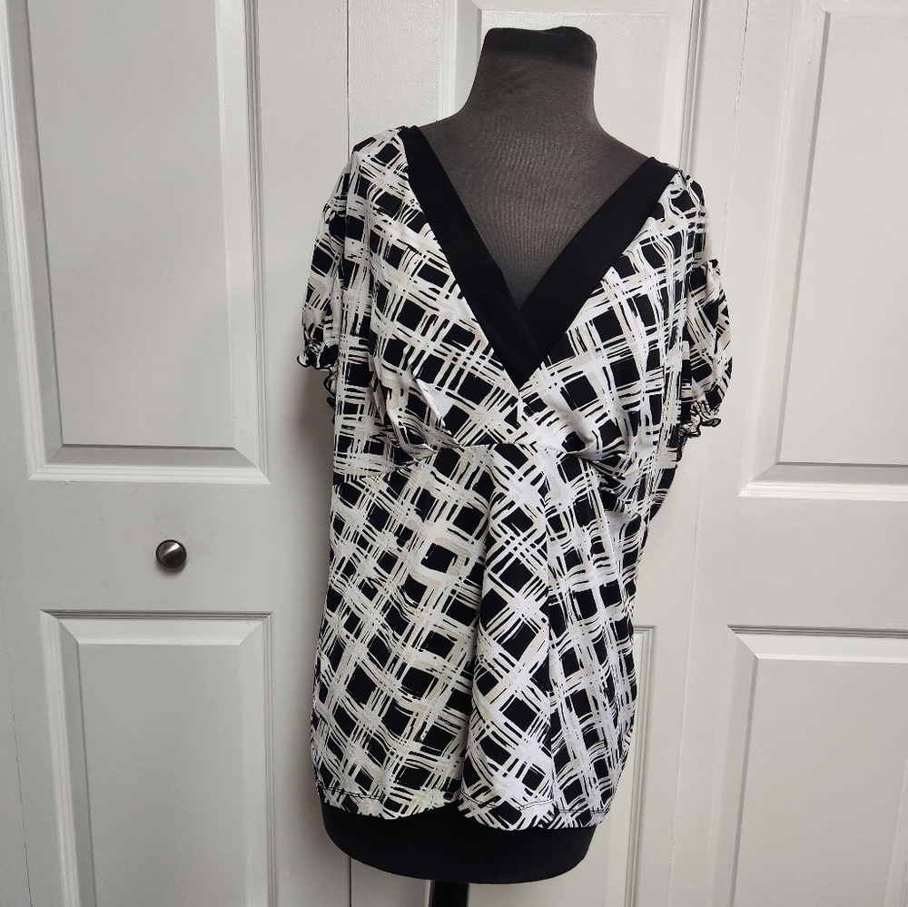 East 5th Woman's XL Tunic